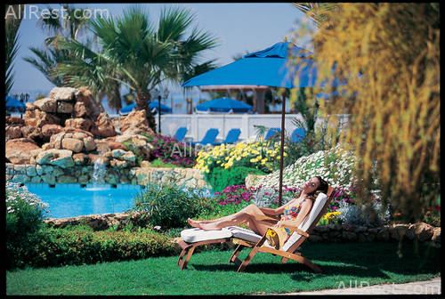 Sandy Beach Hotel 4